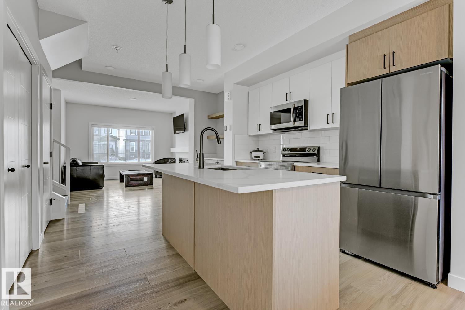 6636 46 AV, Beaumont