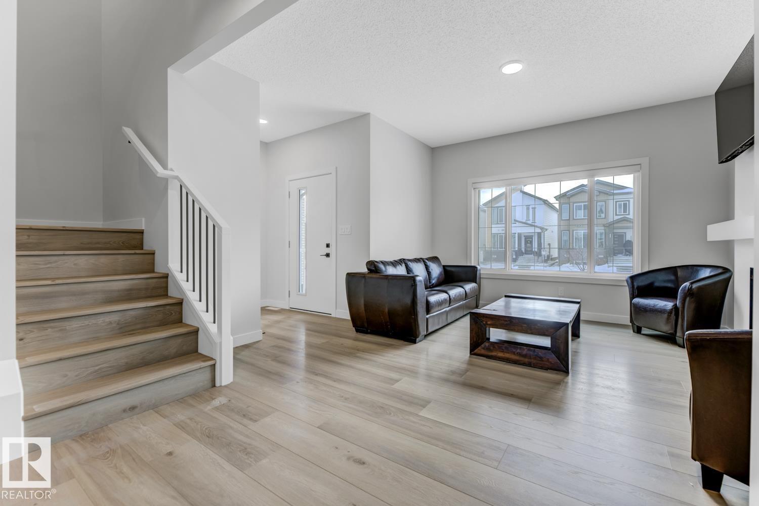 6636 46 AV, Beaumont