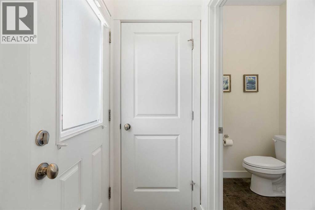 Single Family House for Sale in    Avenue NW Montgomery Calgary 