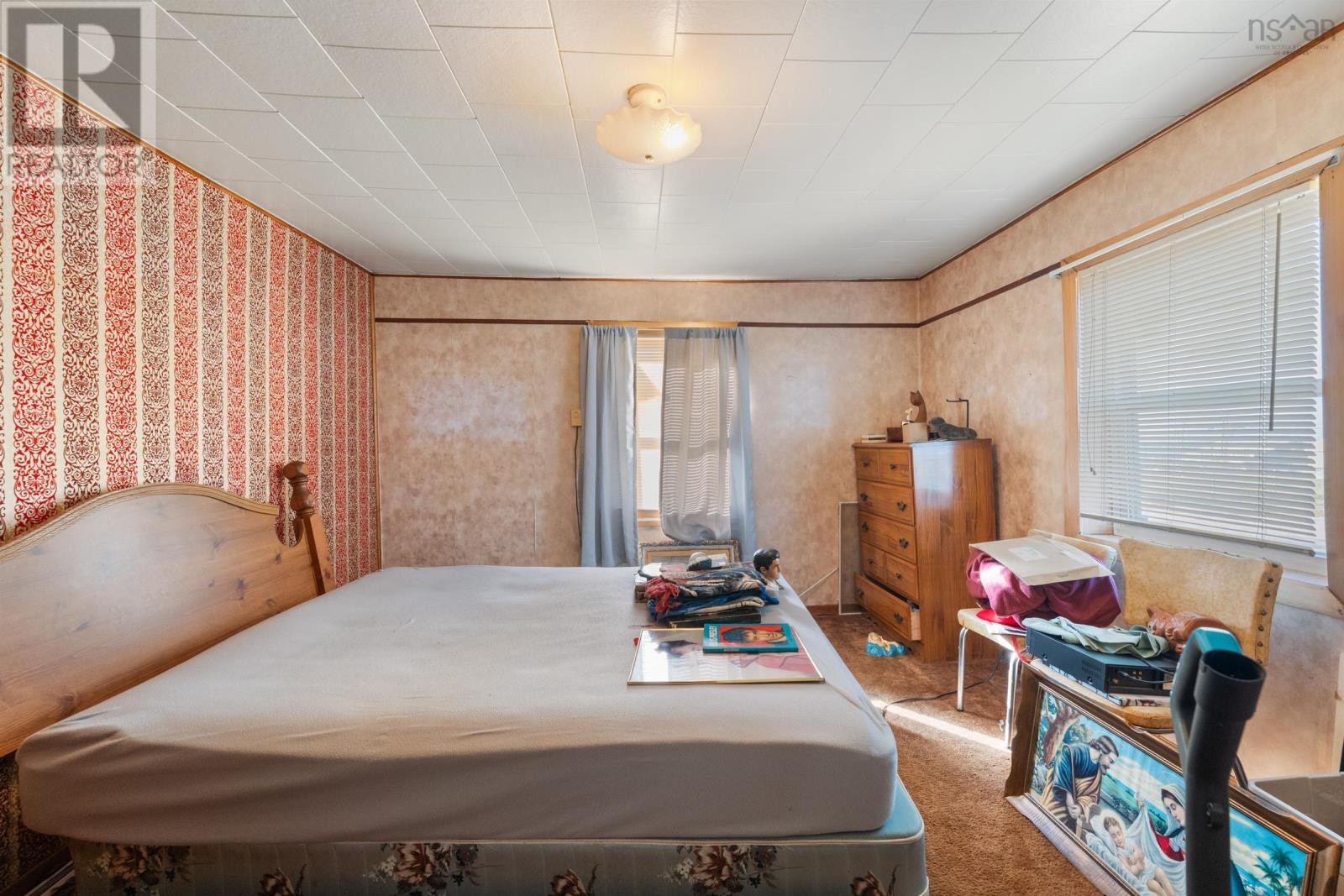 Property 11 of 32 of 16 Commercial Street