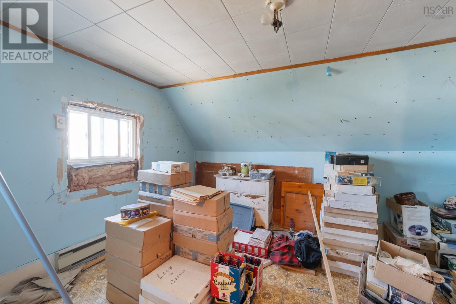 Property 24 of 32 of 16 Commercial Street