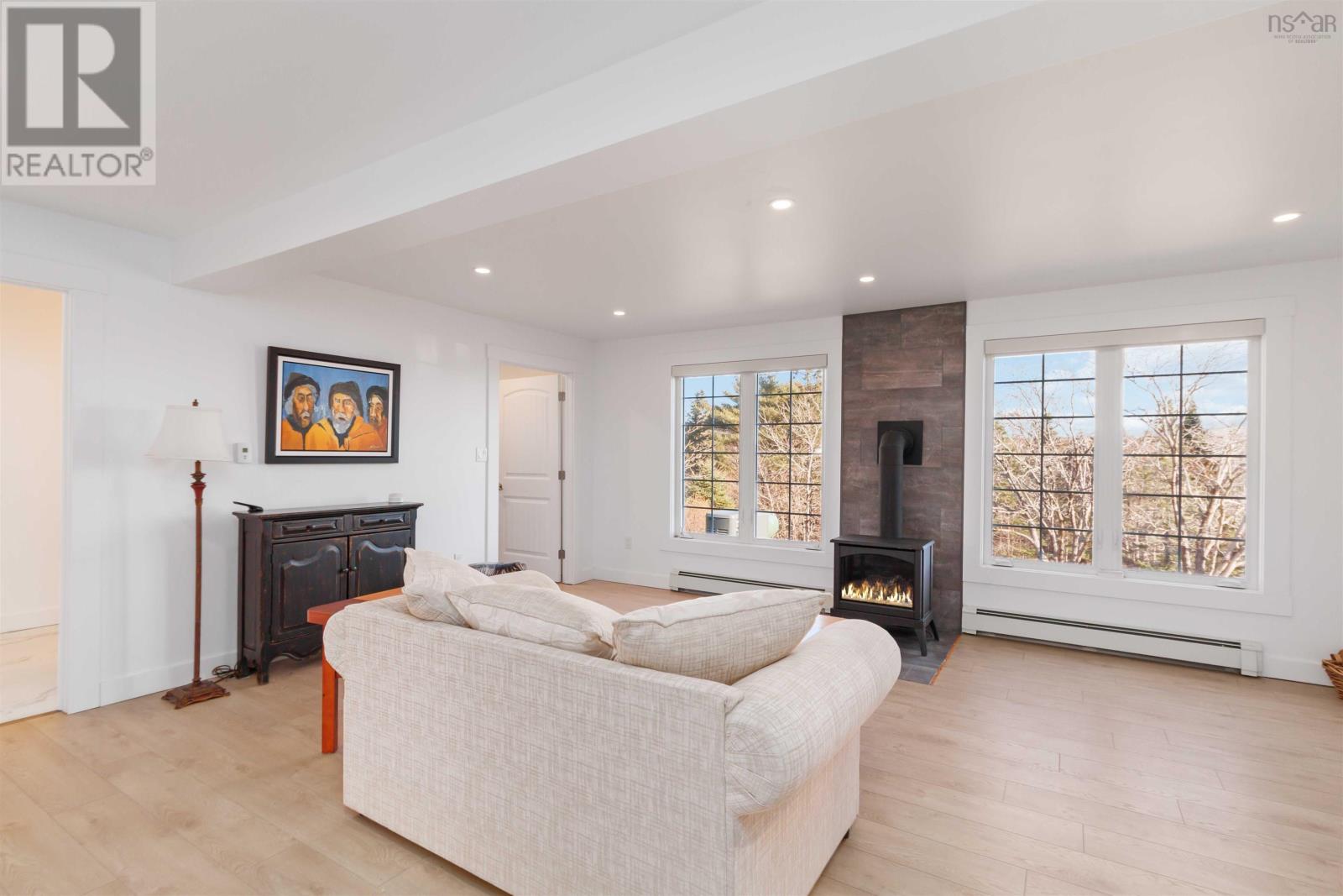 Property 19 of 48 of 97 Nauss Point Road