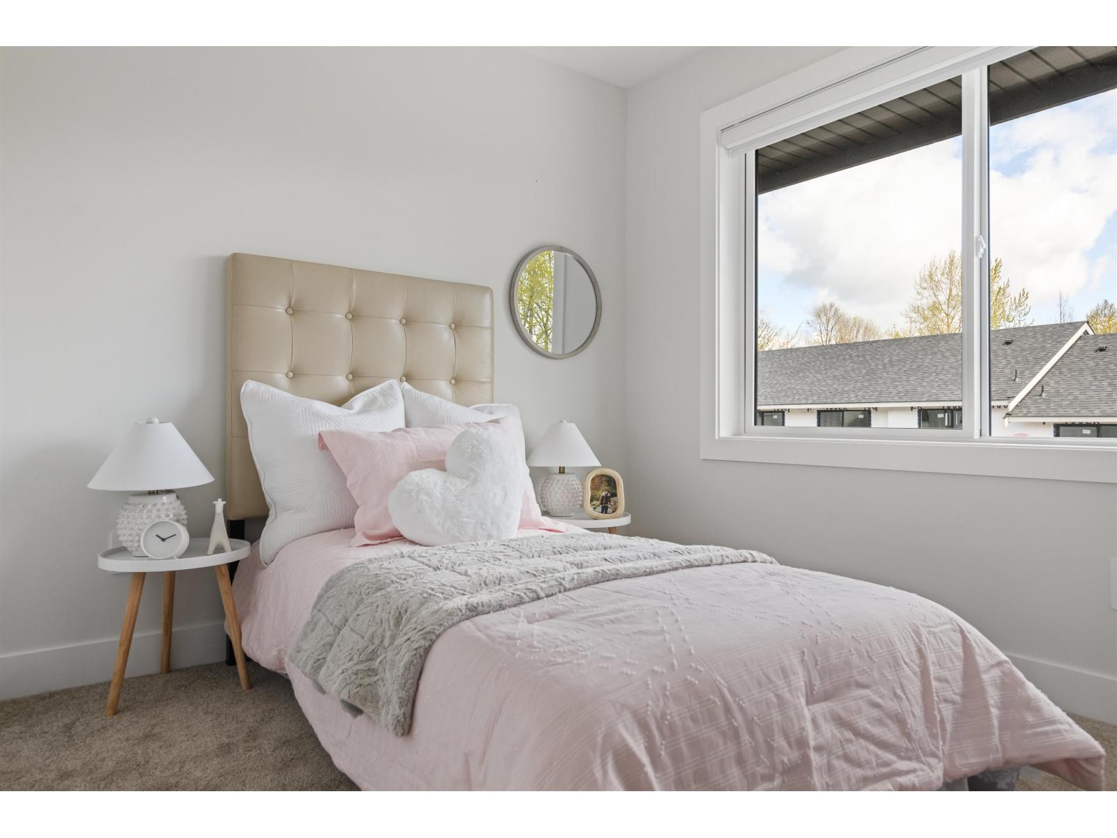 2 20645 68 AVENUE, Langley