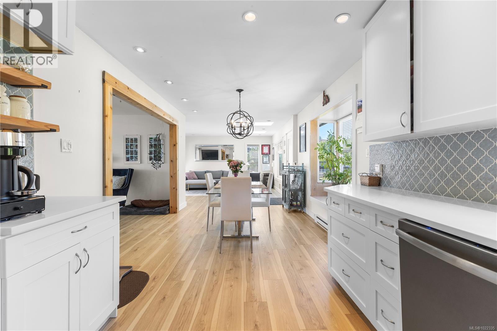 604 Galerno Rd, Campbell River