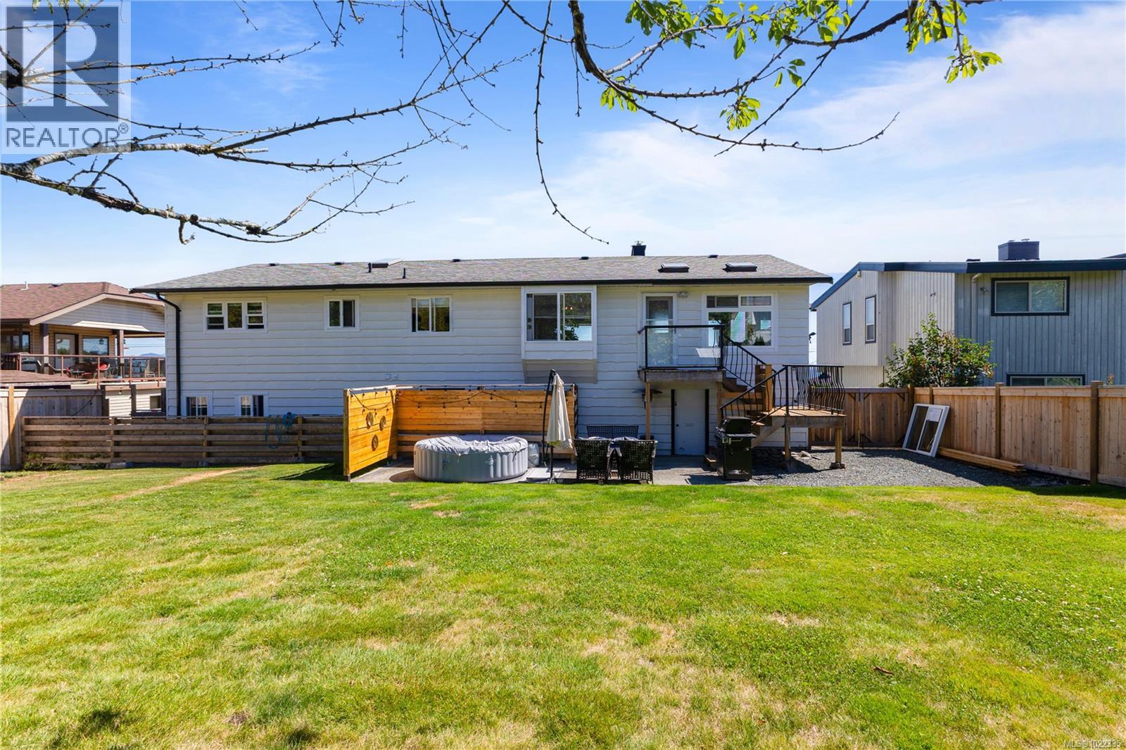 604 Galerno Rd, Campbell River