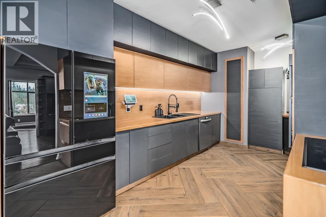 405 3176 PLATEAU BOULEVARD, Coquitlam