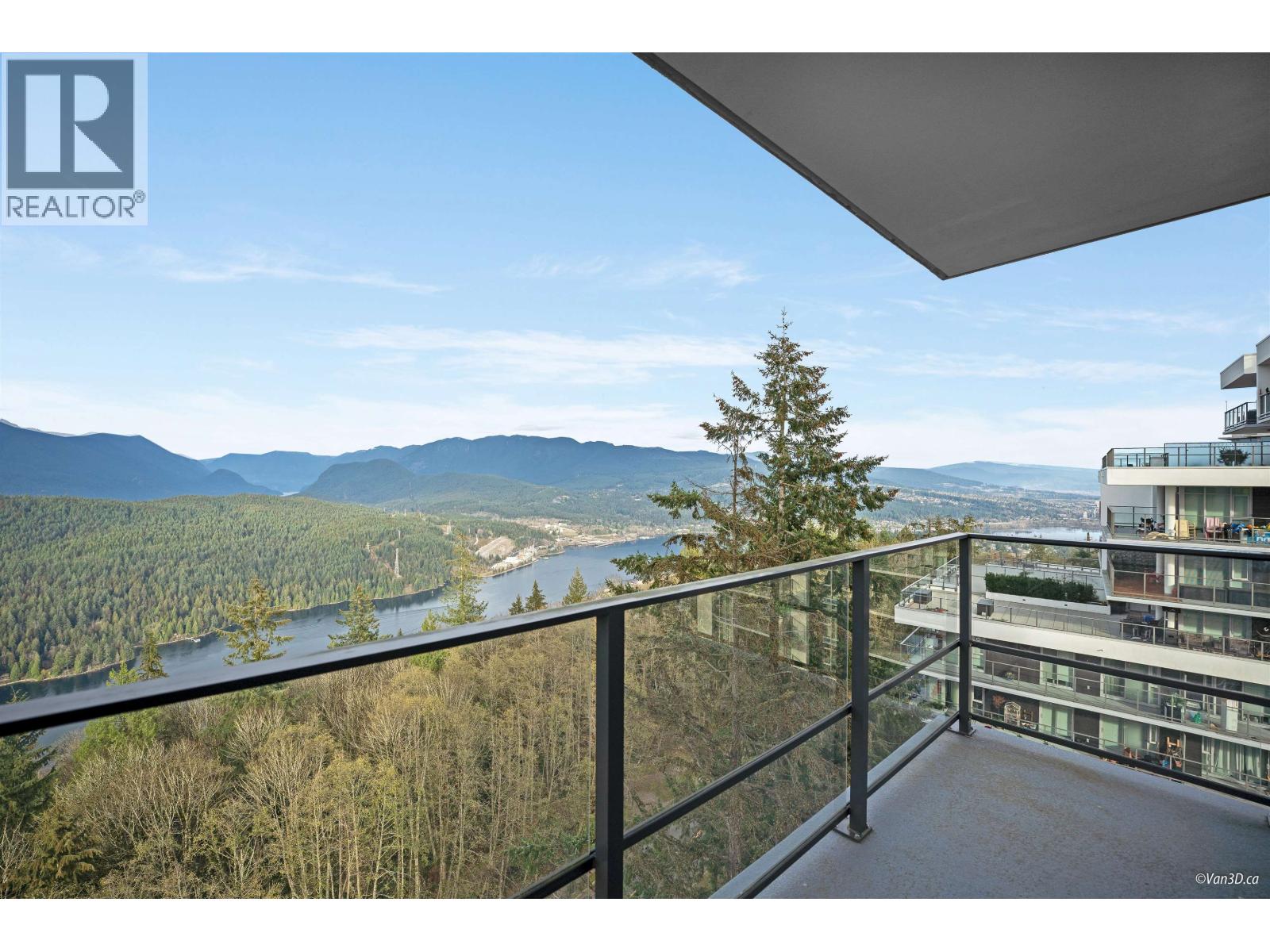 1103 8850 UNIVERSITY CRESCENT, Burnaby