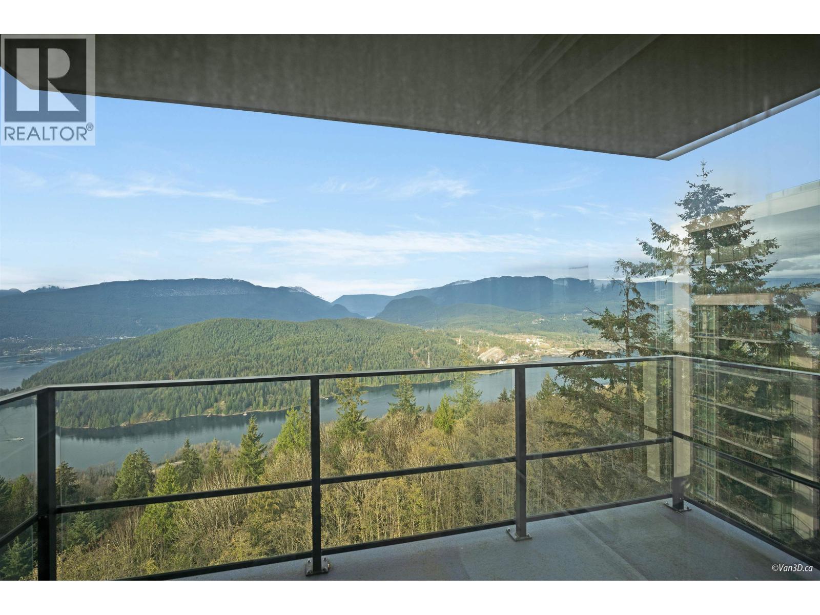 1103 8850 UNIVERSITY CRESCENT, Burnaby