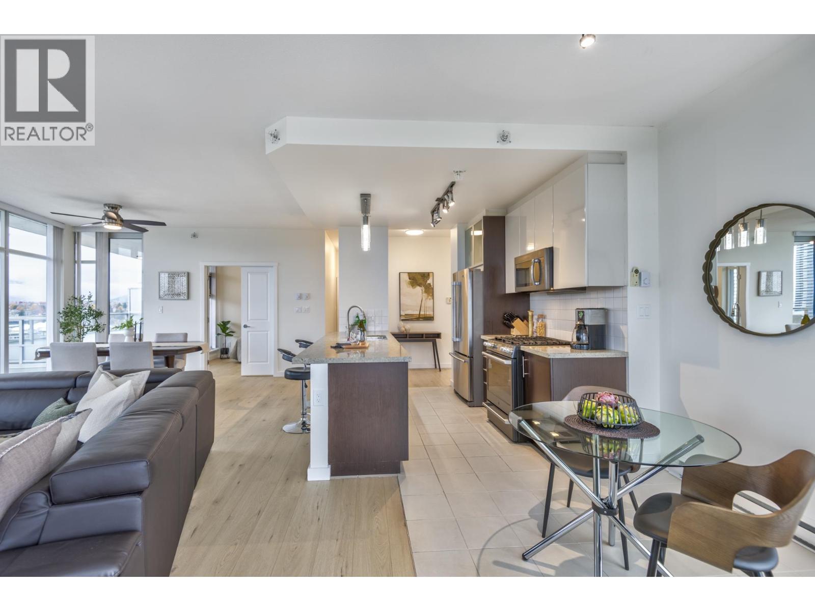 3005 2289 YUKON CRESCENT, Burnaby