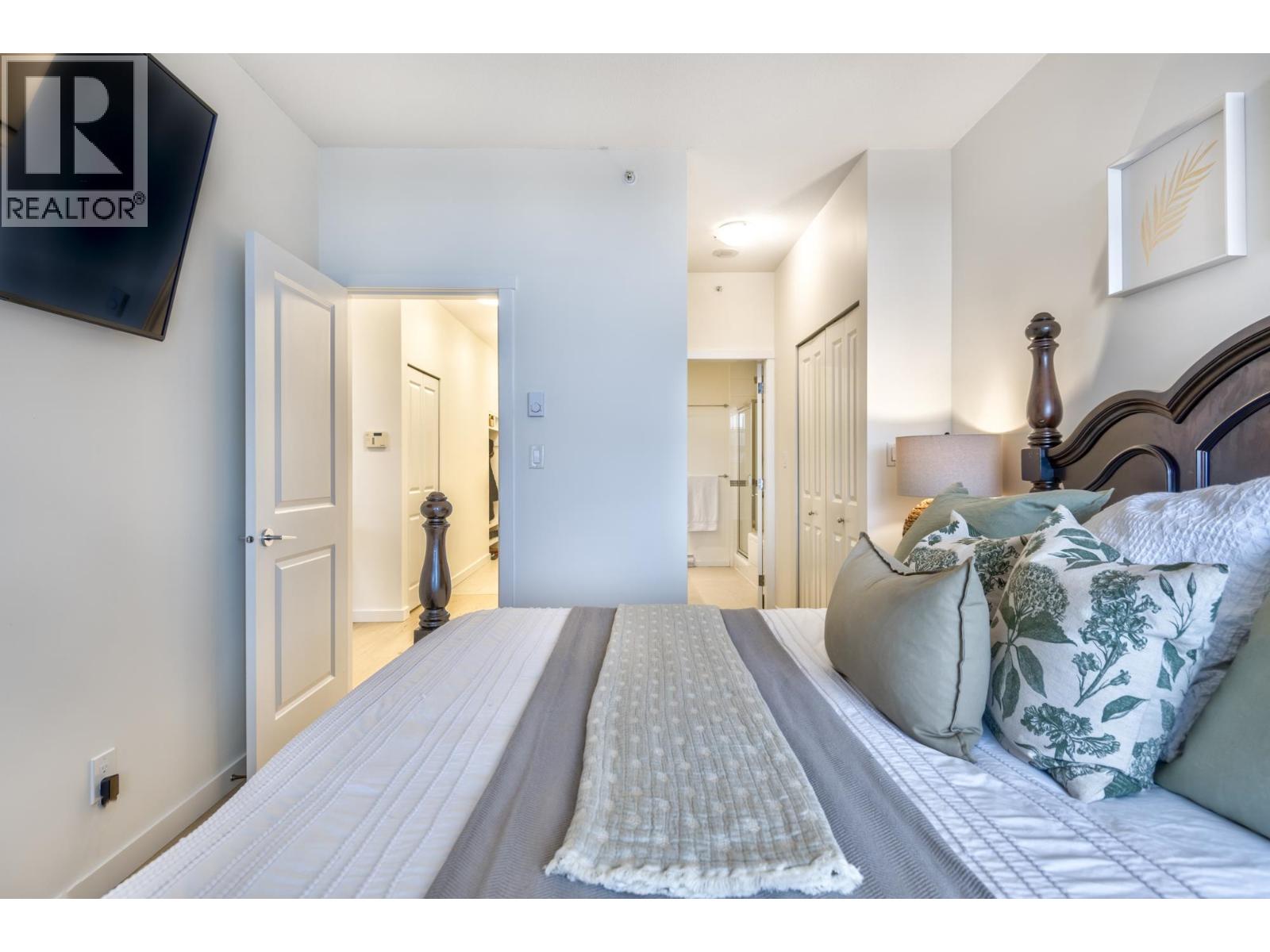 3005 2289 YUKON CRESCENT, Burnaby