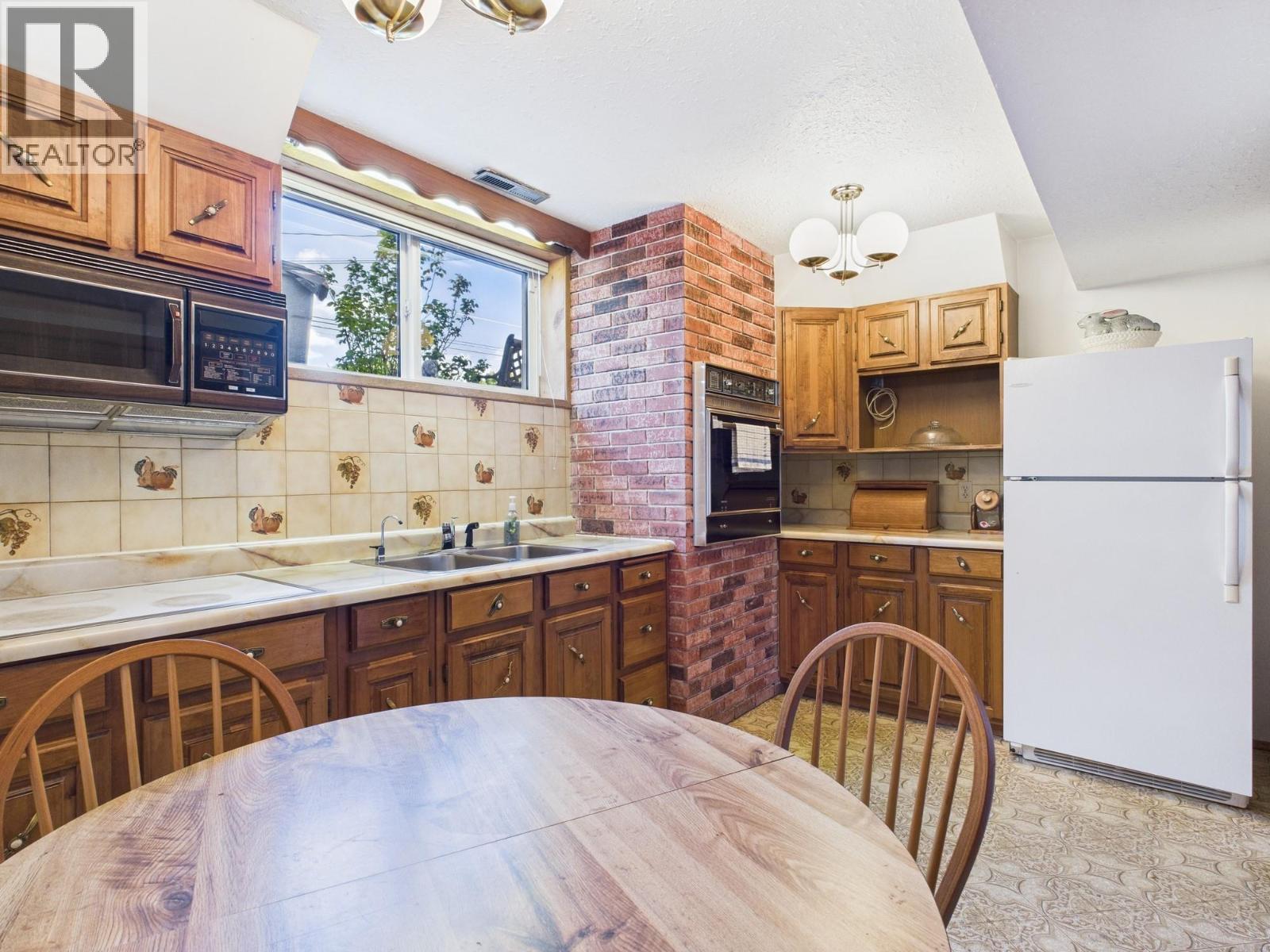 6012 107th Street, Osoyoos