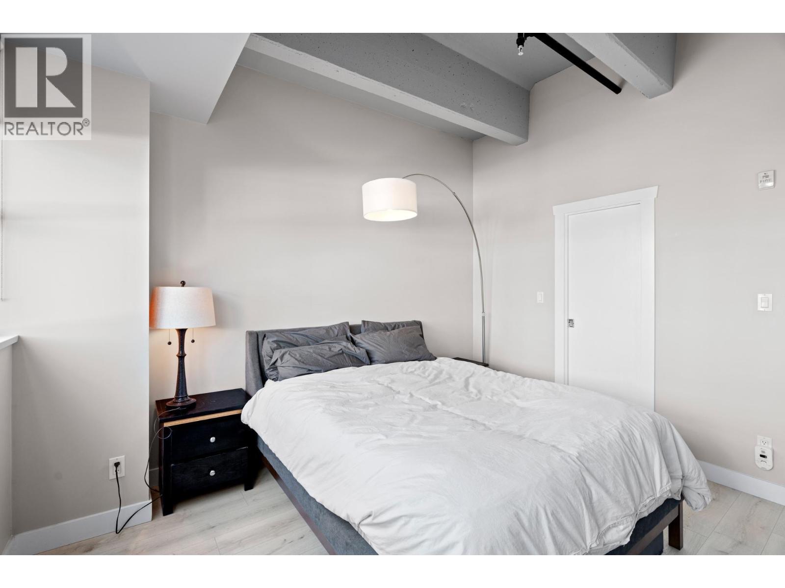 622 615 BELMONT STREET, New Westminster