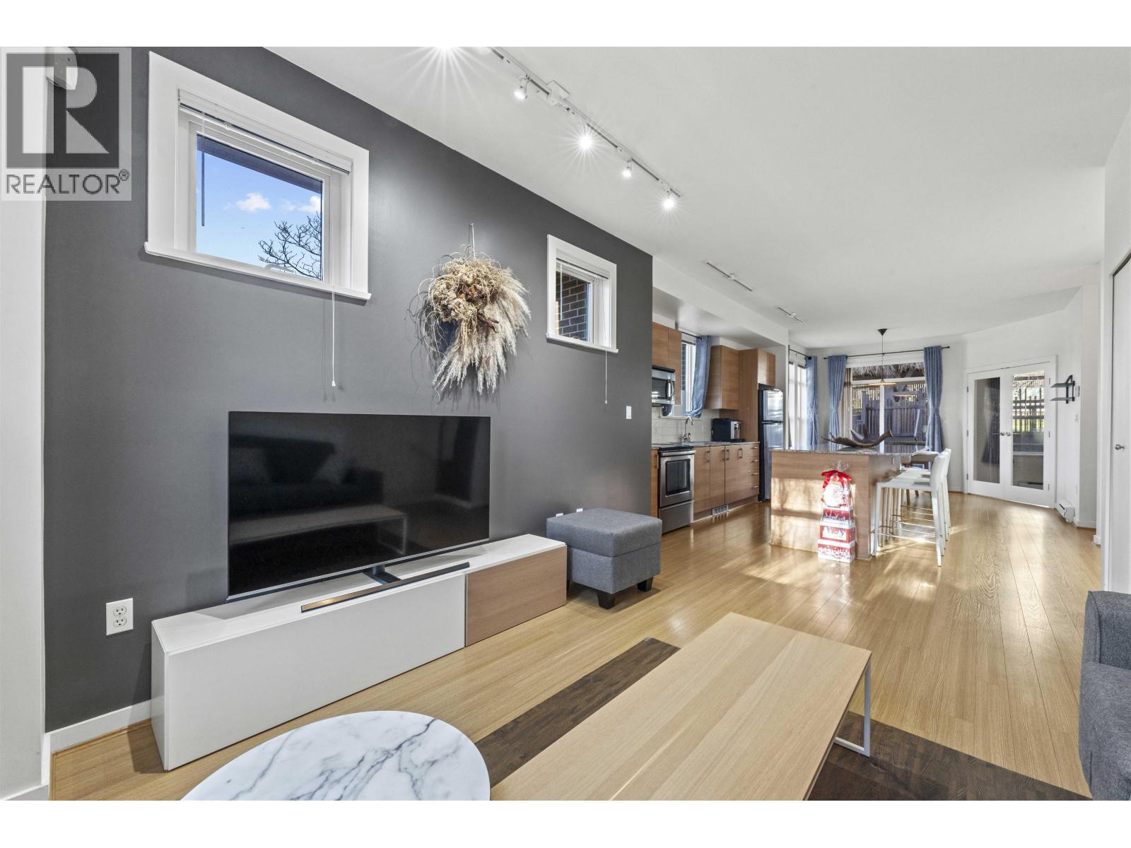 15 5771 IRMIN STREET, Burnaby