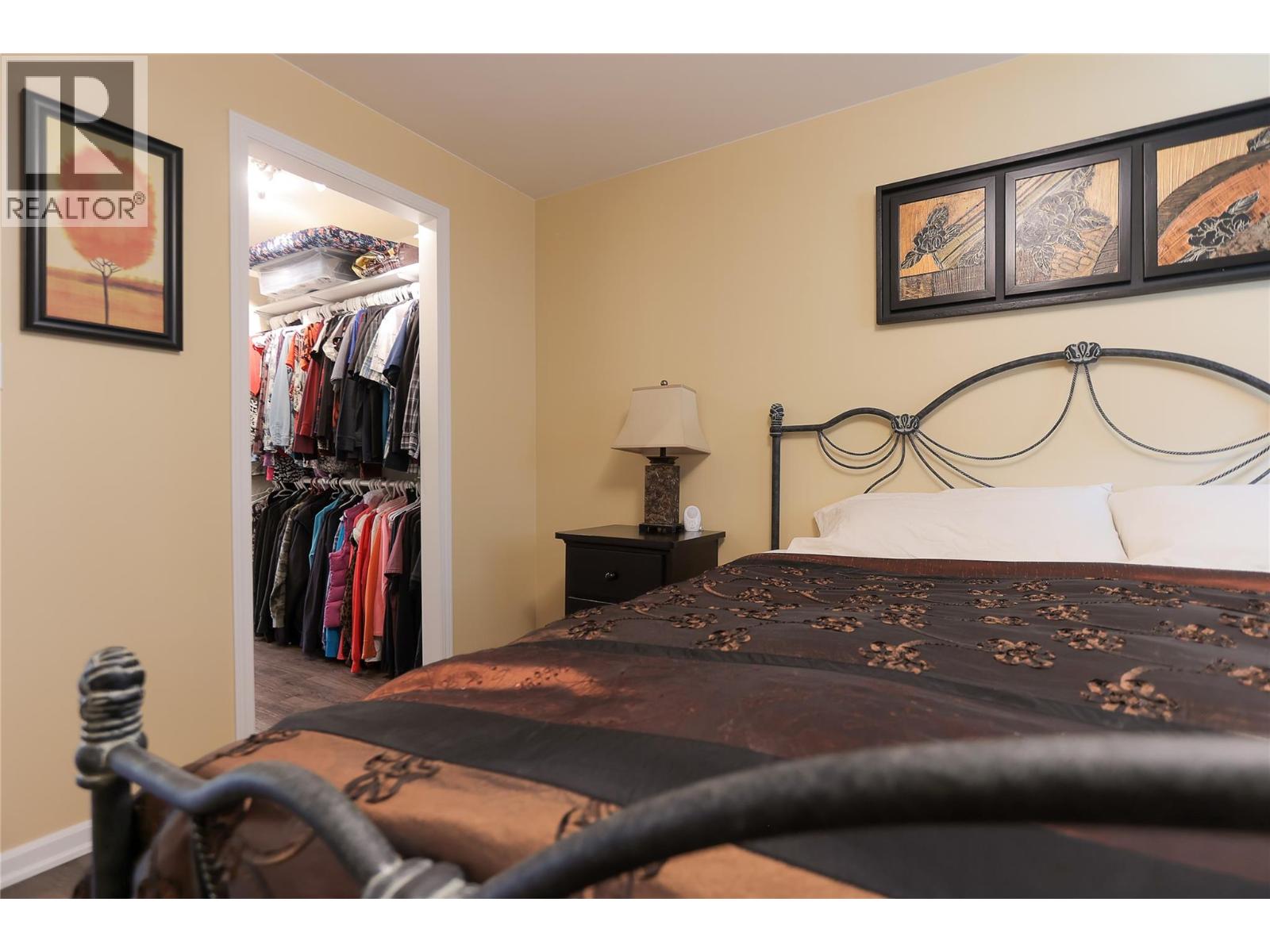 430 3RD Avenue, Trail