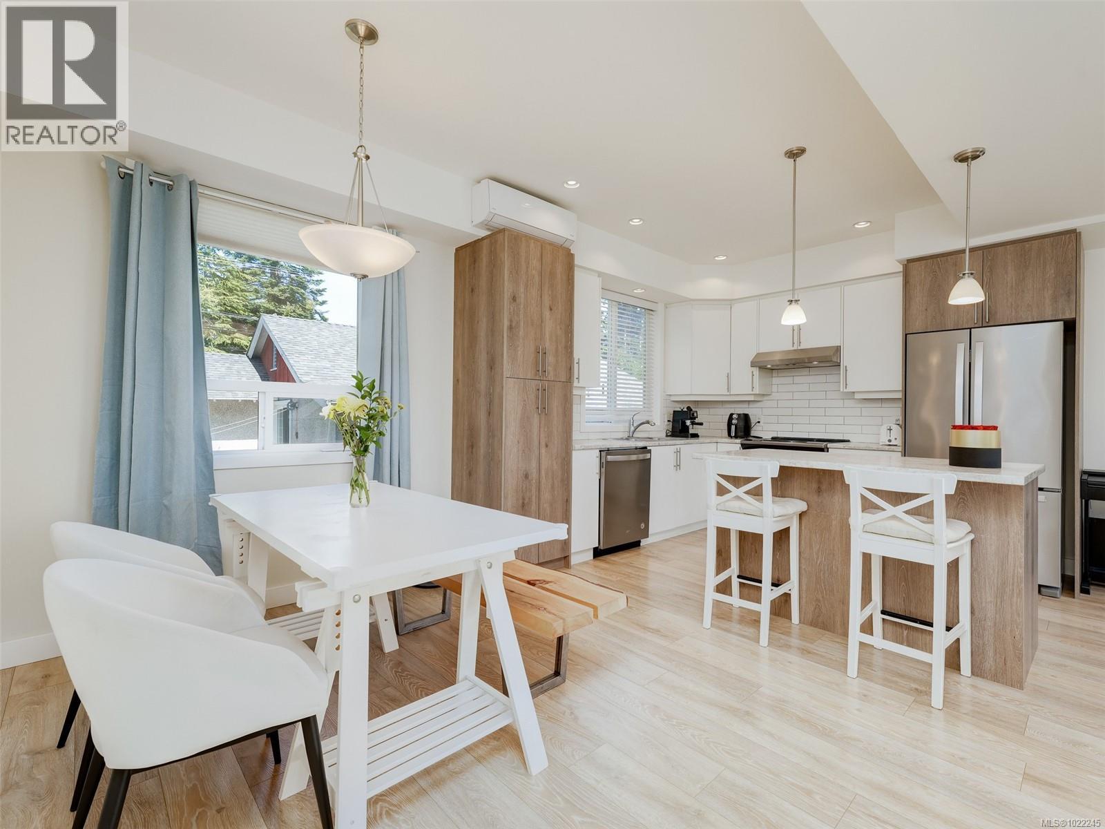  6536 Lanark Road, Sooke