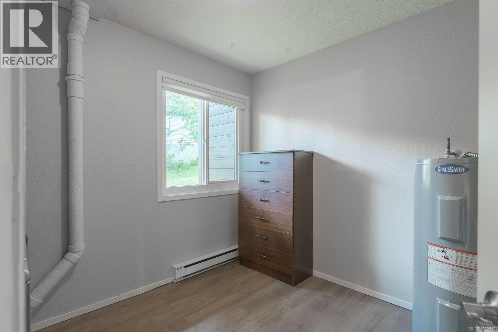 10 855 Howard Ave, Nanaimo