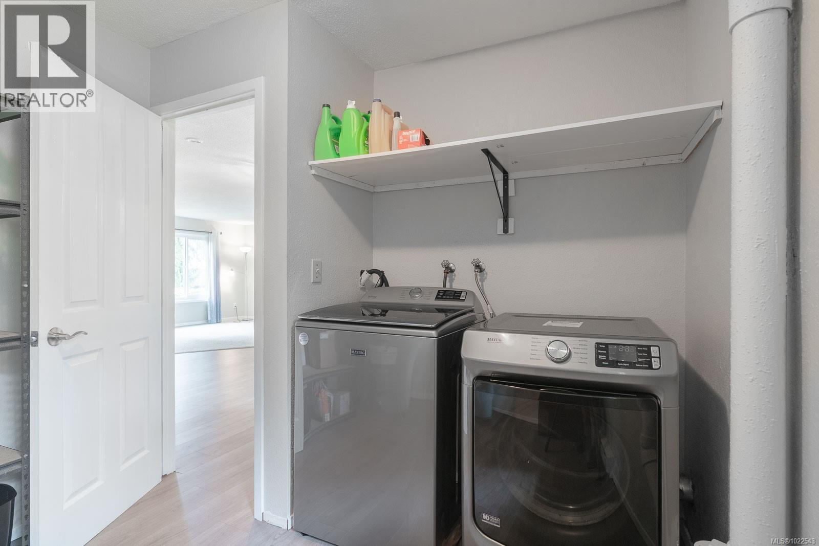 10 855 Howard Ave, Nanaimo