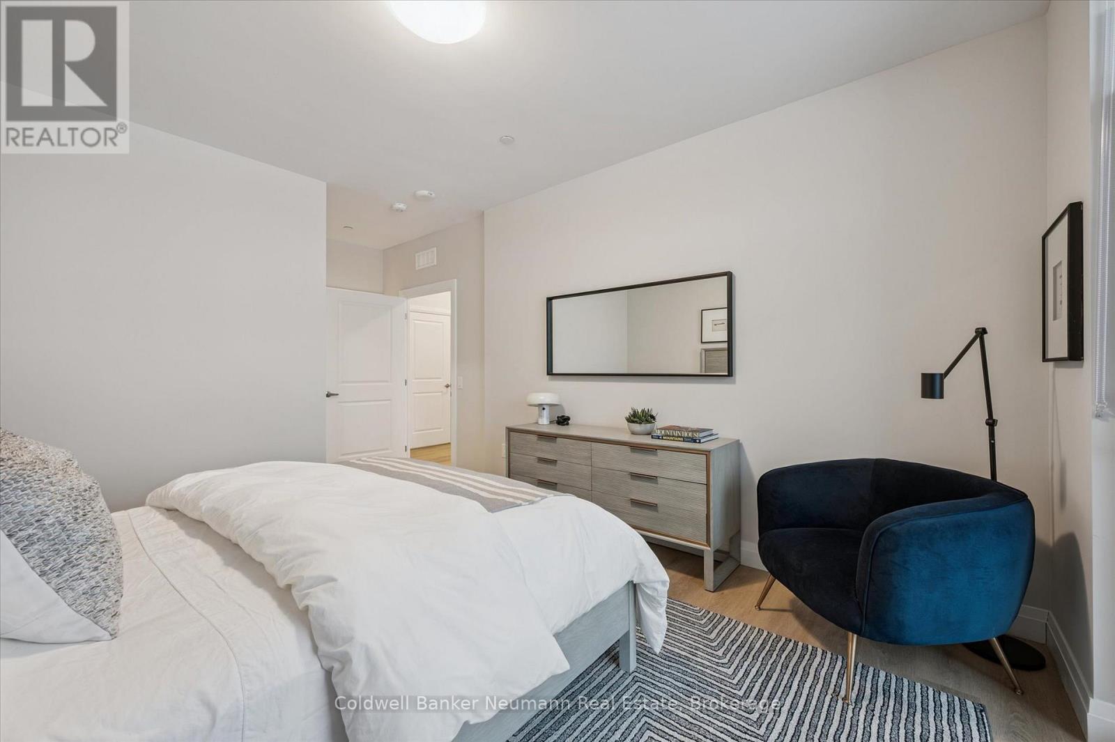 #318 1882 GORDON STREET - 20