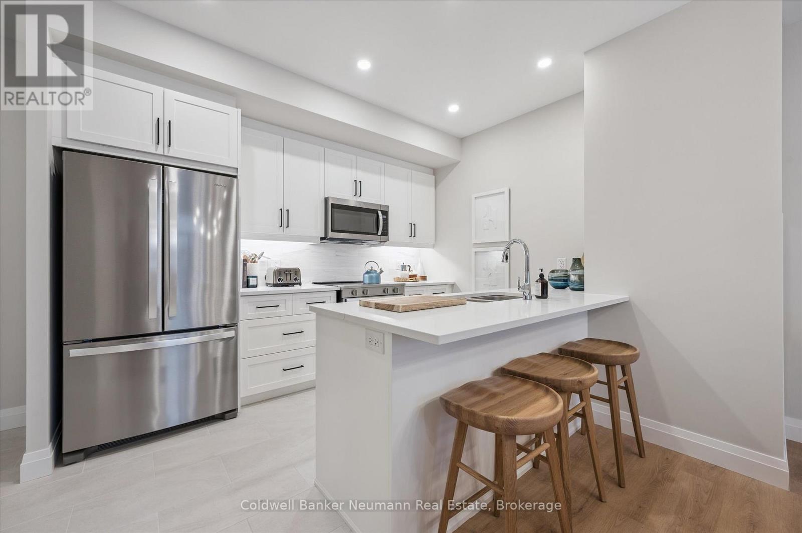 #318 1882 GORDON STREET - 9