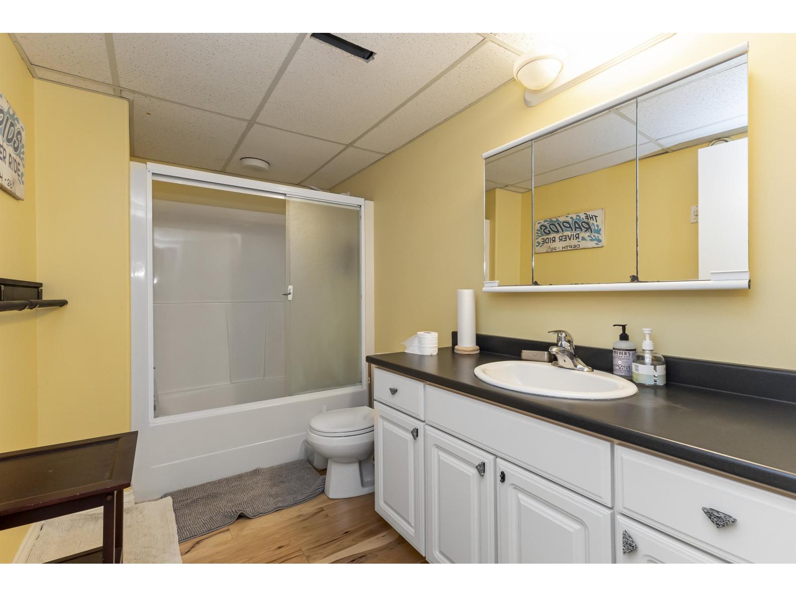 House in Hope - Image 12
