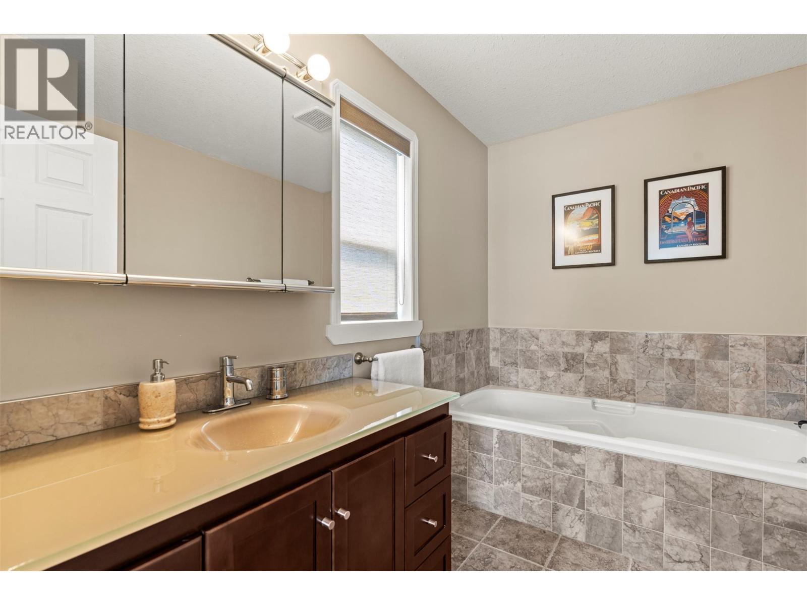 3025 Murison Place, Armstrong