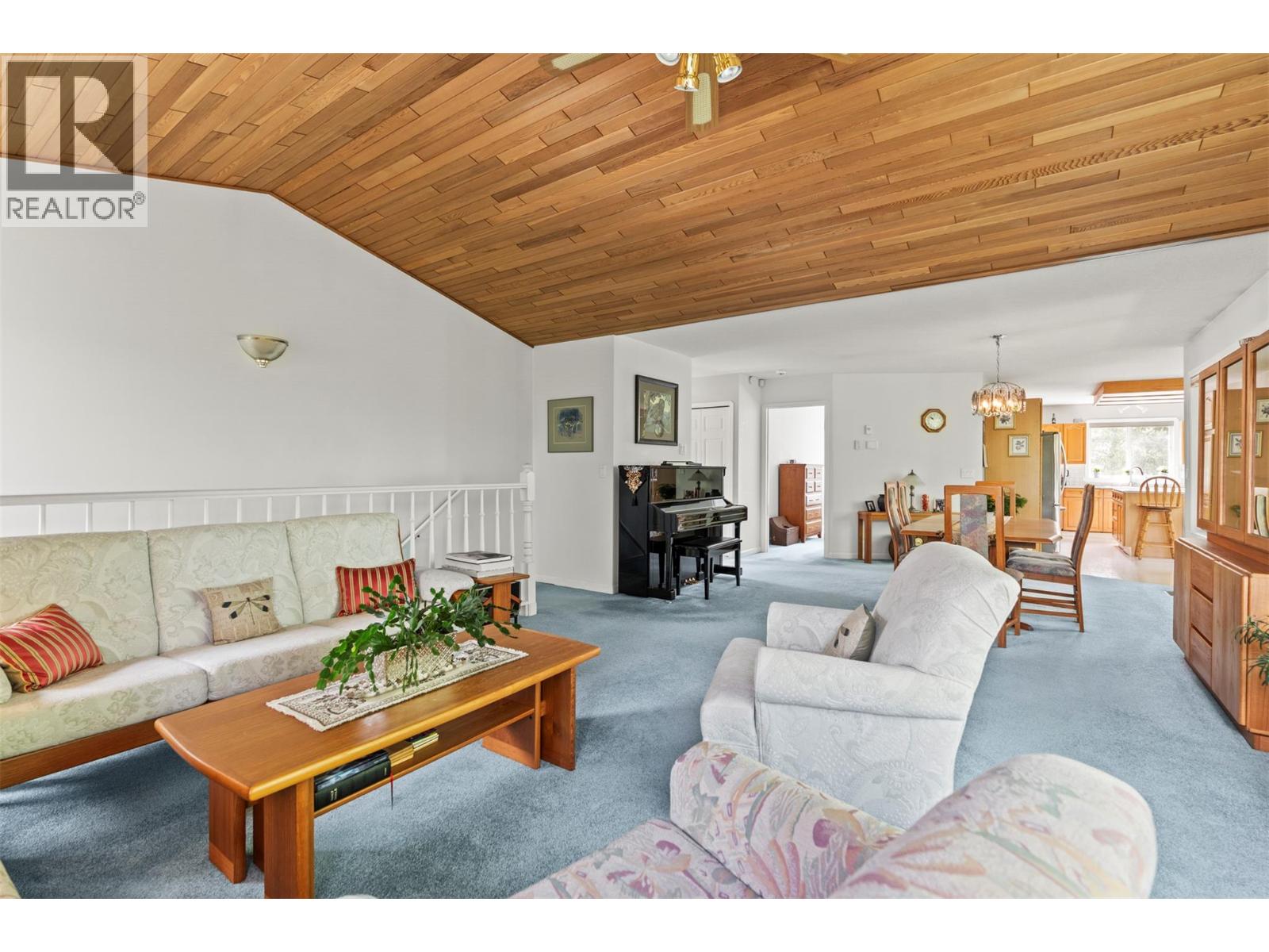 3025 Murison Place, Armstrong