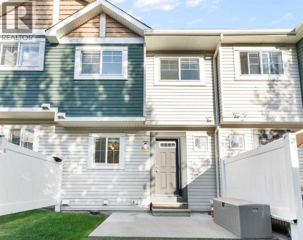 Single Family House for Sale in  Pantego Lane NW Panorama Hills Calgary 