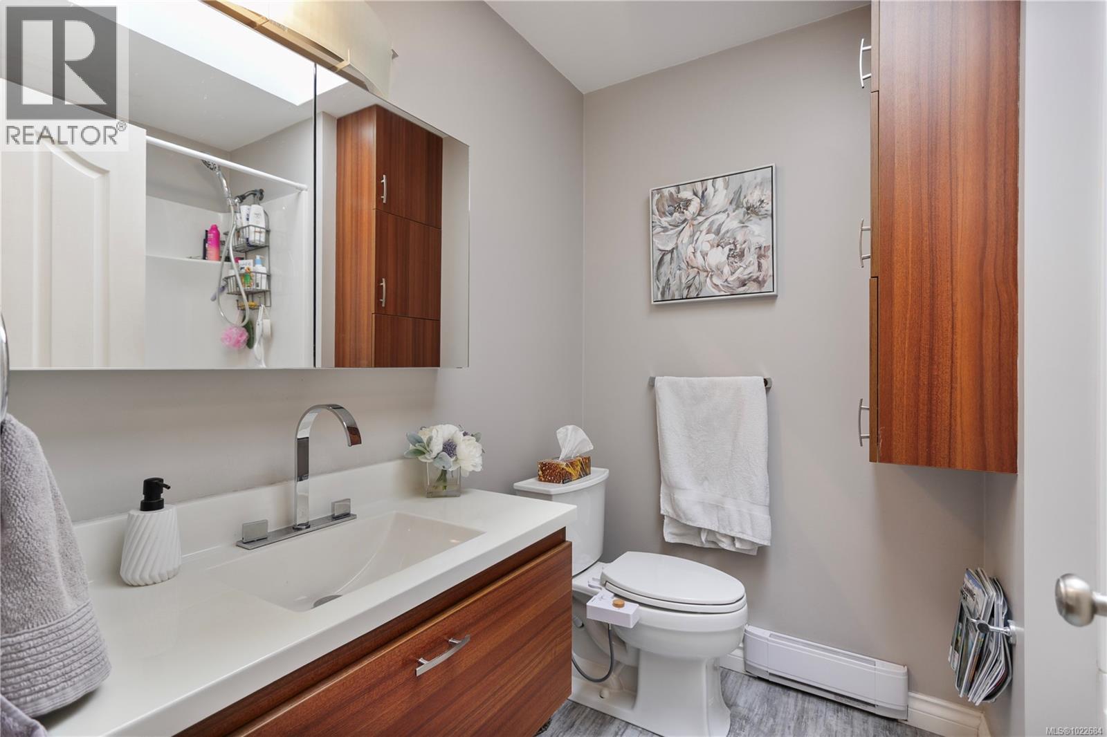 3313 Barrington Rd, Nanaimo