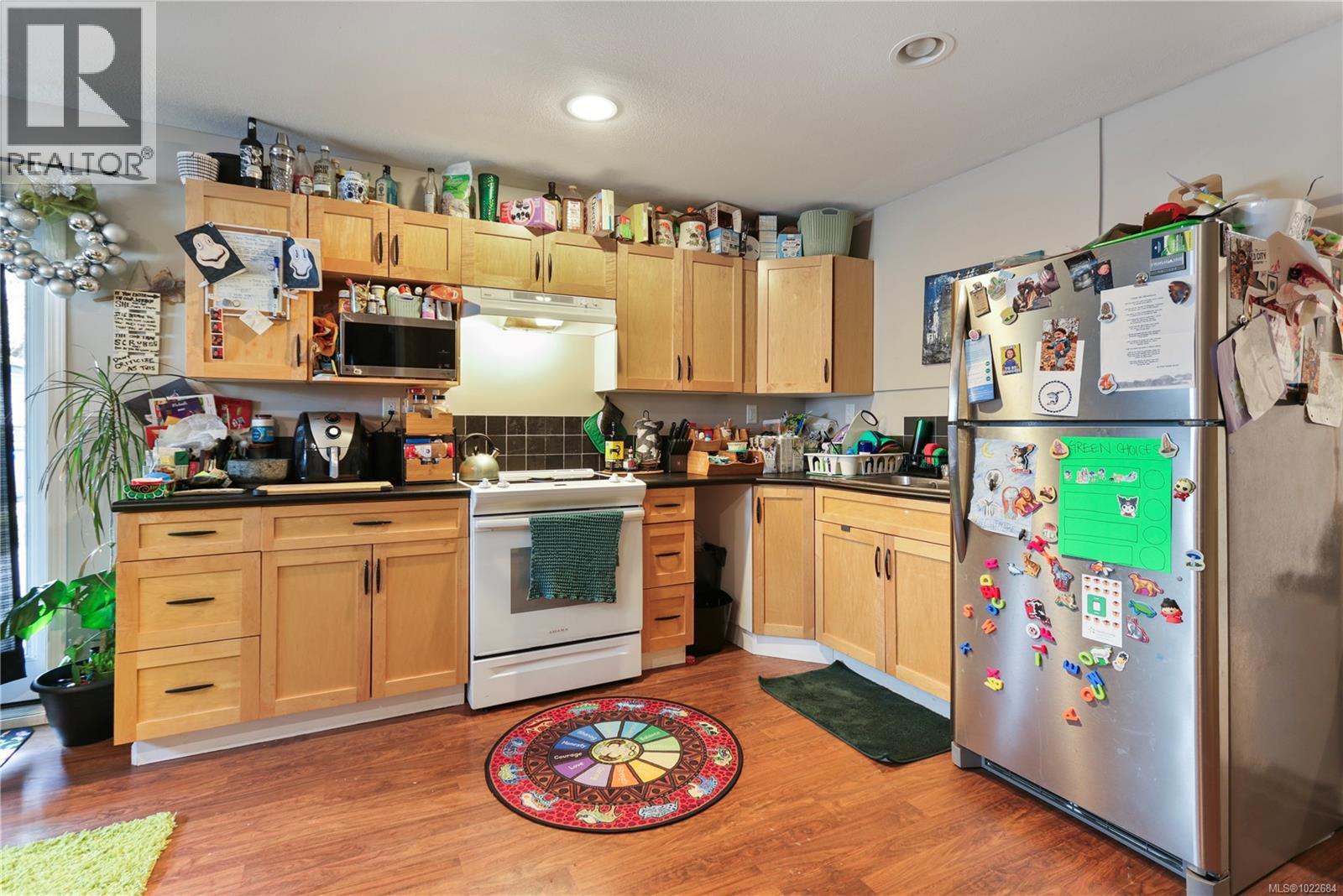 3313 Barrington Rd, Nanaimo