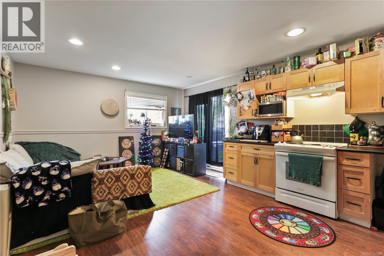 3313 Barrington Rd, Nanaimo