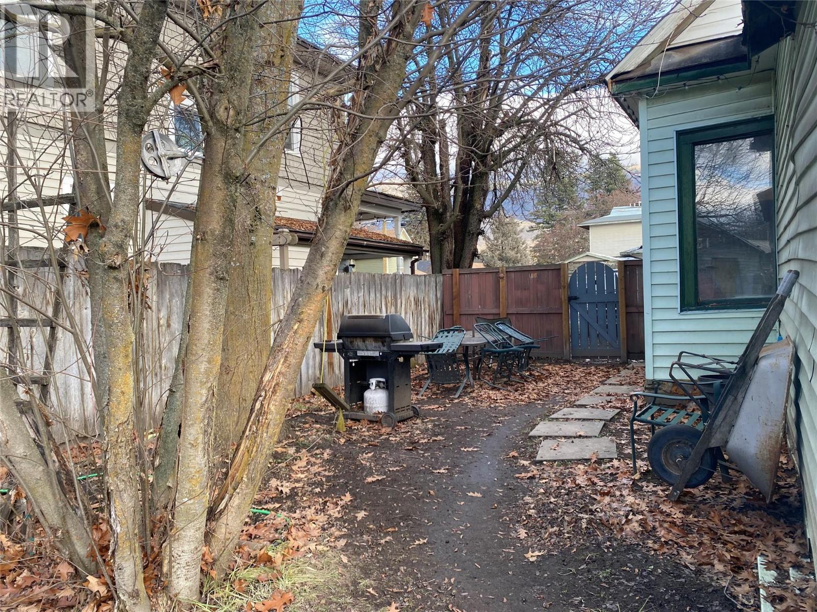 7347 9th Street, Grand Forks