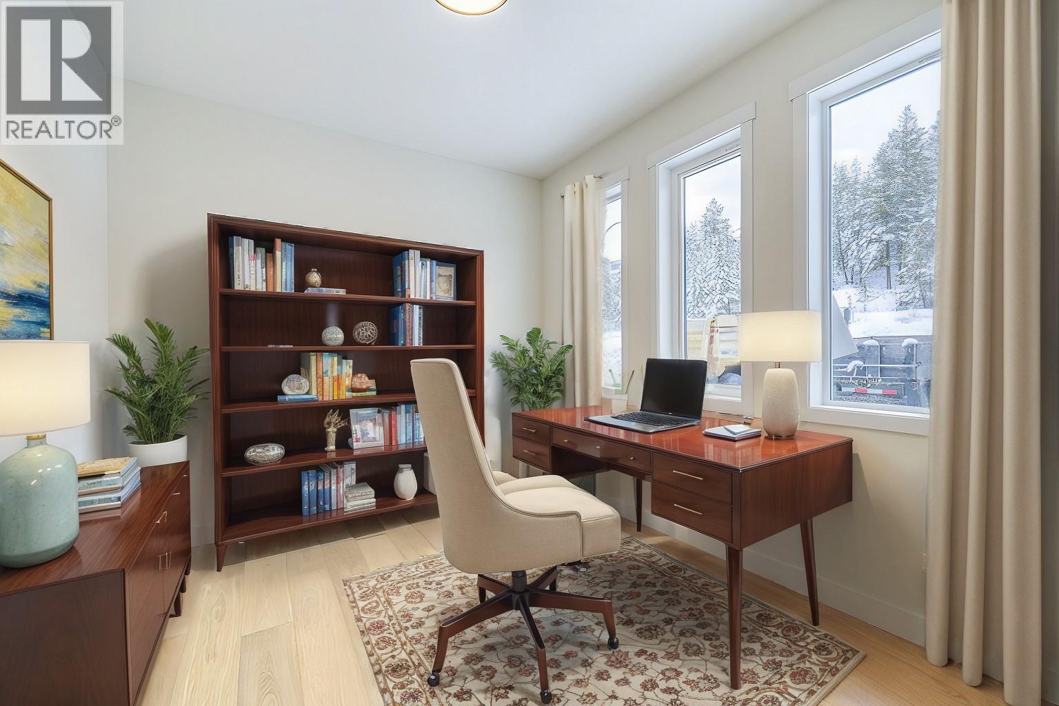 2140 LINFIELD Drive, Kamloops