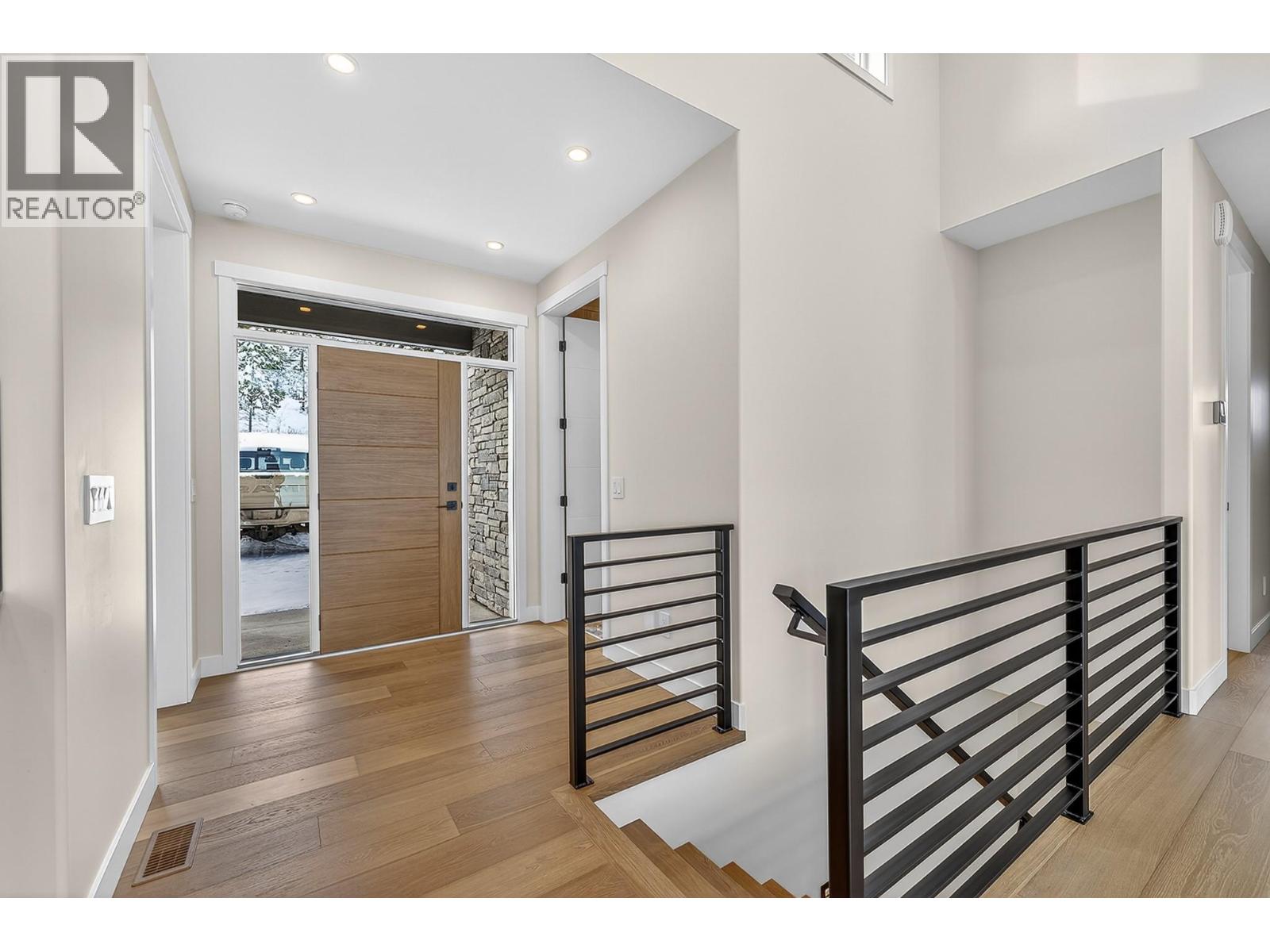 2140 LINFIELD Drive, Kamloops