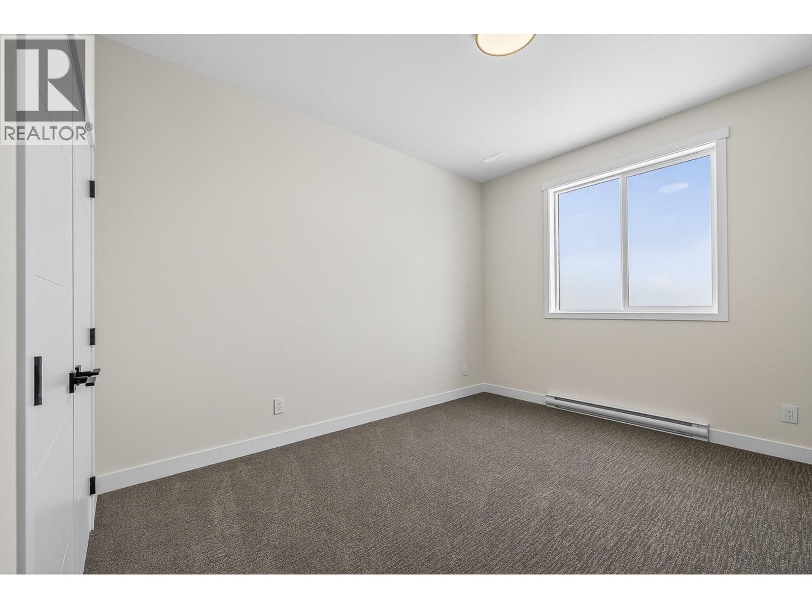 2140 LINFIELD Drive, Kamloops