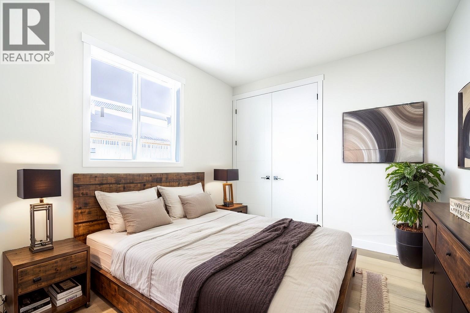 2140 LINFIELD Drive, Kamloops