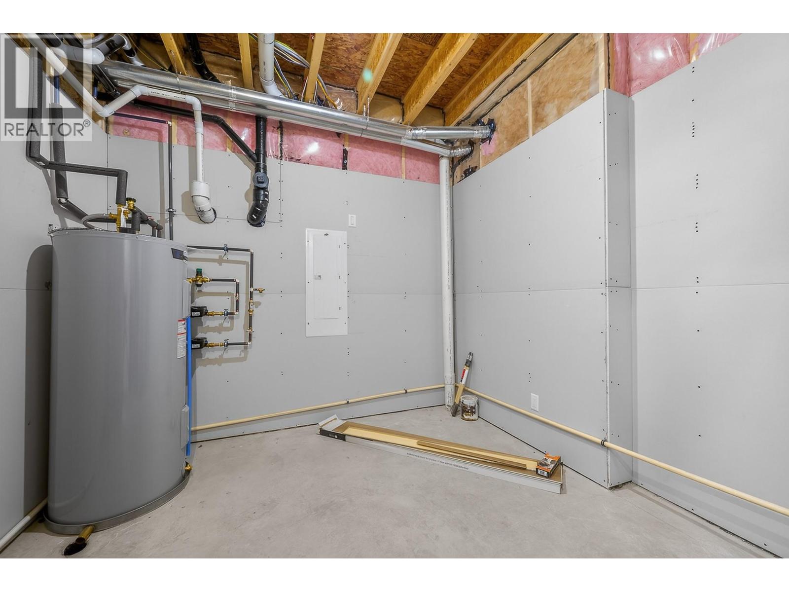 2140 LINFIELD Drive, Kamloops