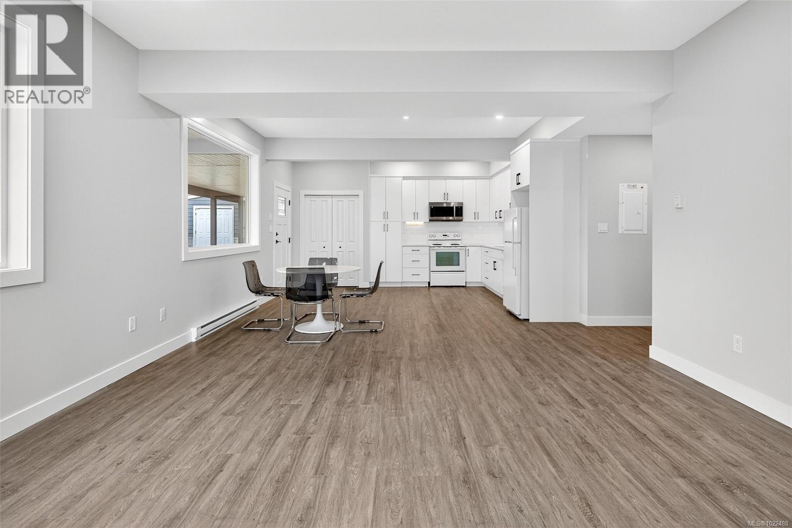 667 Noowick Rd, Mill Bay