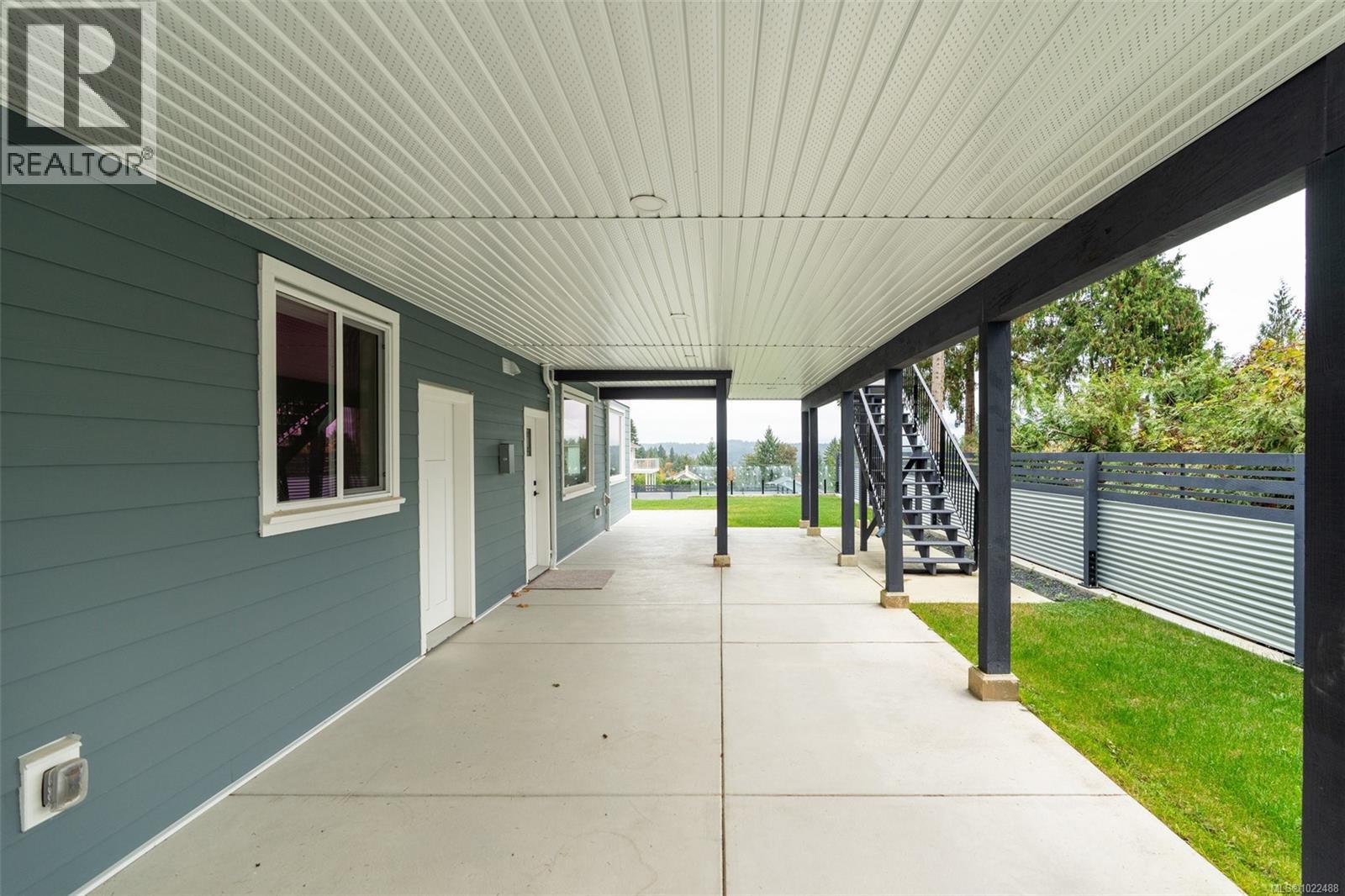 667 Noowick Rd, Mill Bay