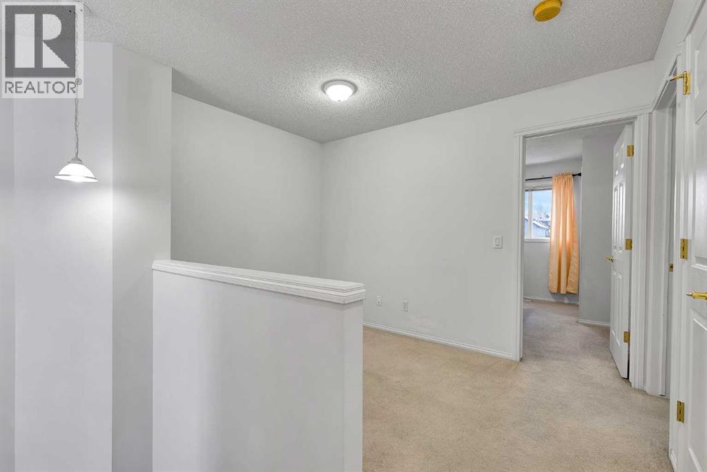 Single Family House for Sale in  Taravista Street NE Taradale Calgary 