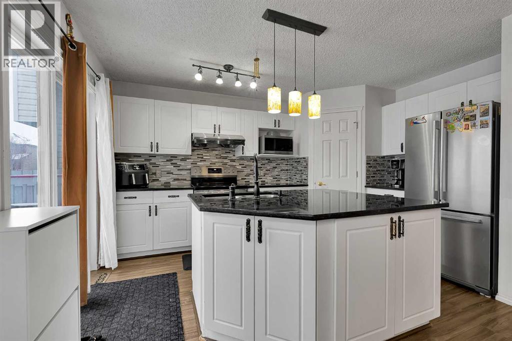 Single Family House for Sale in  Taravista Street NE Taradale Calgary 