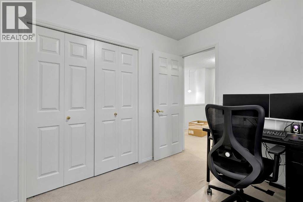 Single Family House for Sale in  Taravista Street NE Taradale Calgary 