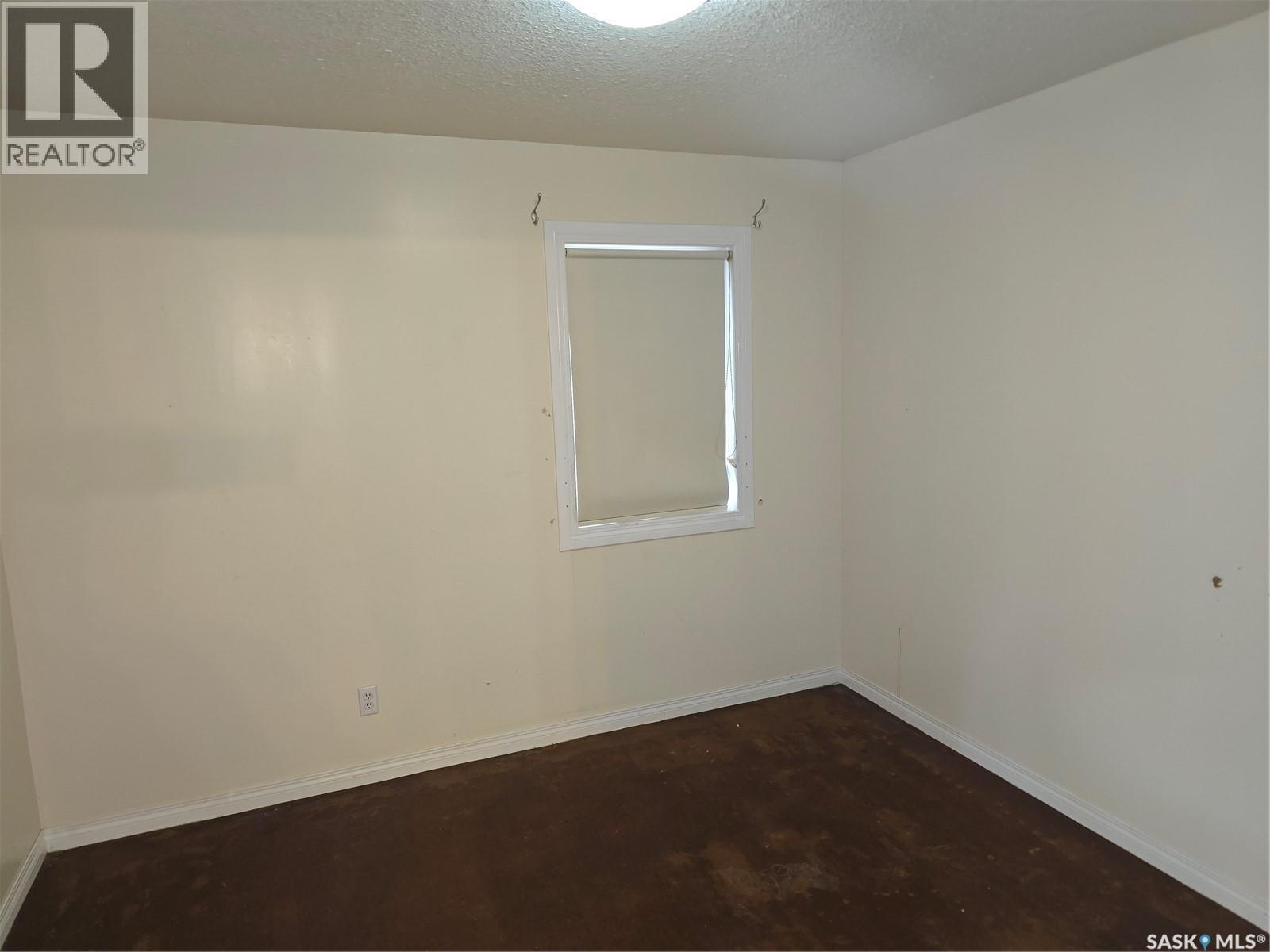 924 MONTAGUE STREET - 6
