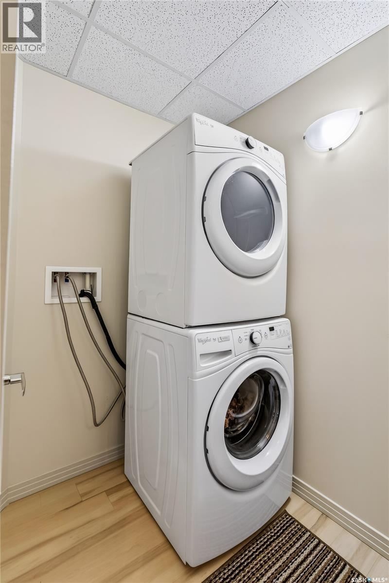 Single Family House Low rise for Sale in   Evergreen SQUARE Saskatoon 