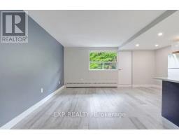 45 Paisley Boulevard W, Mississauga, ON L5B1E4 Photo 7