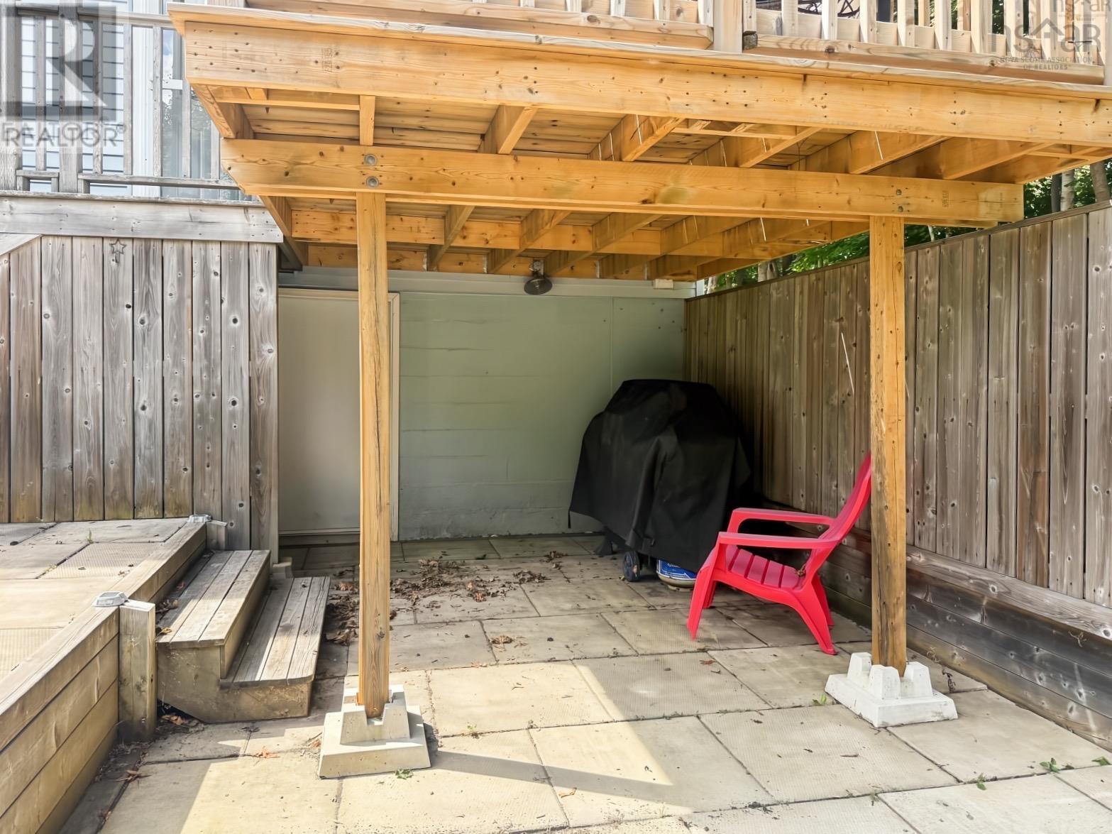 Property 10 of 30 of 114 Hawthorne Street