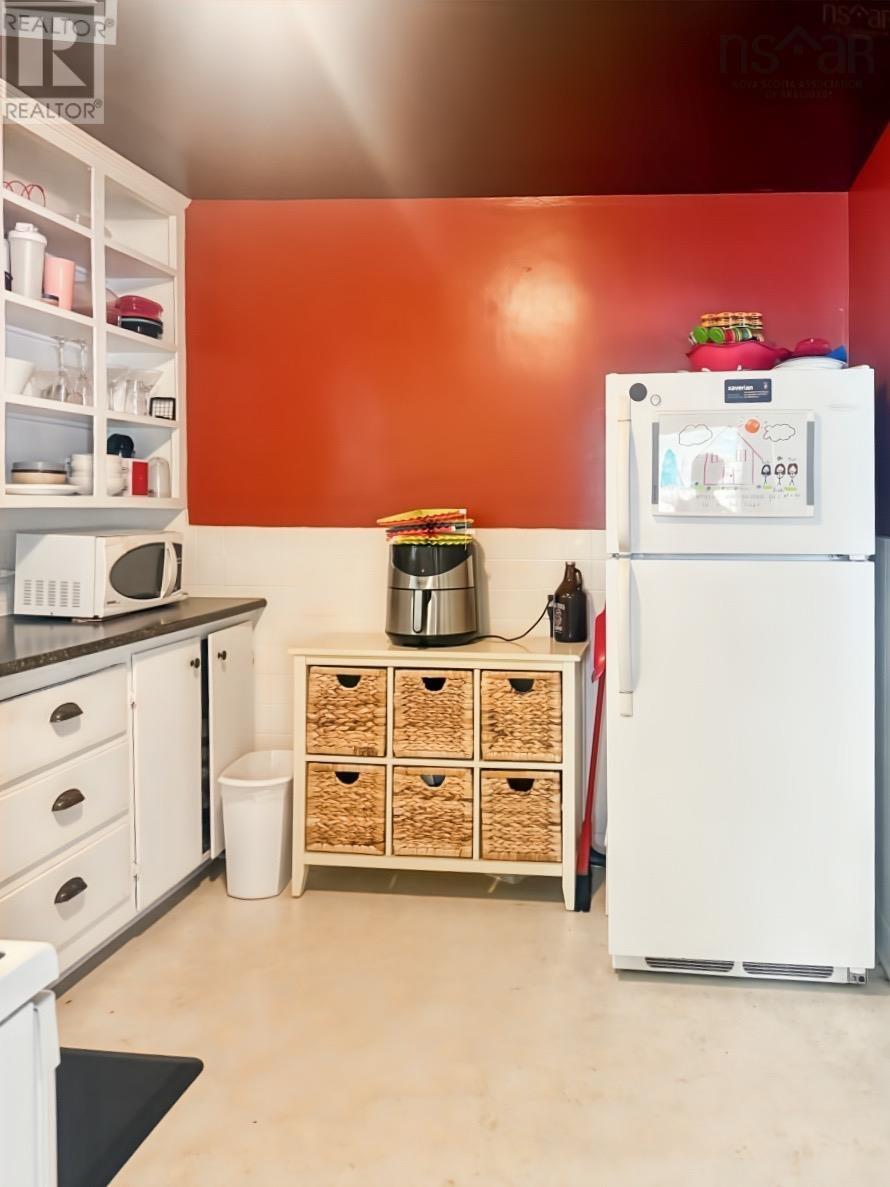 Property 26 of 30 of 114 Hawthorne Street