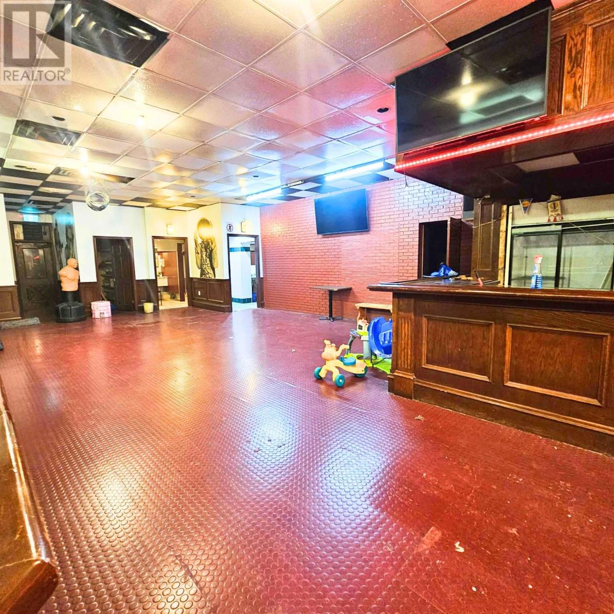 Property 9 of 37 of 3447 Wilson Avenue