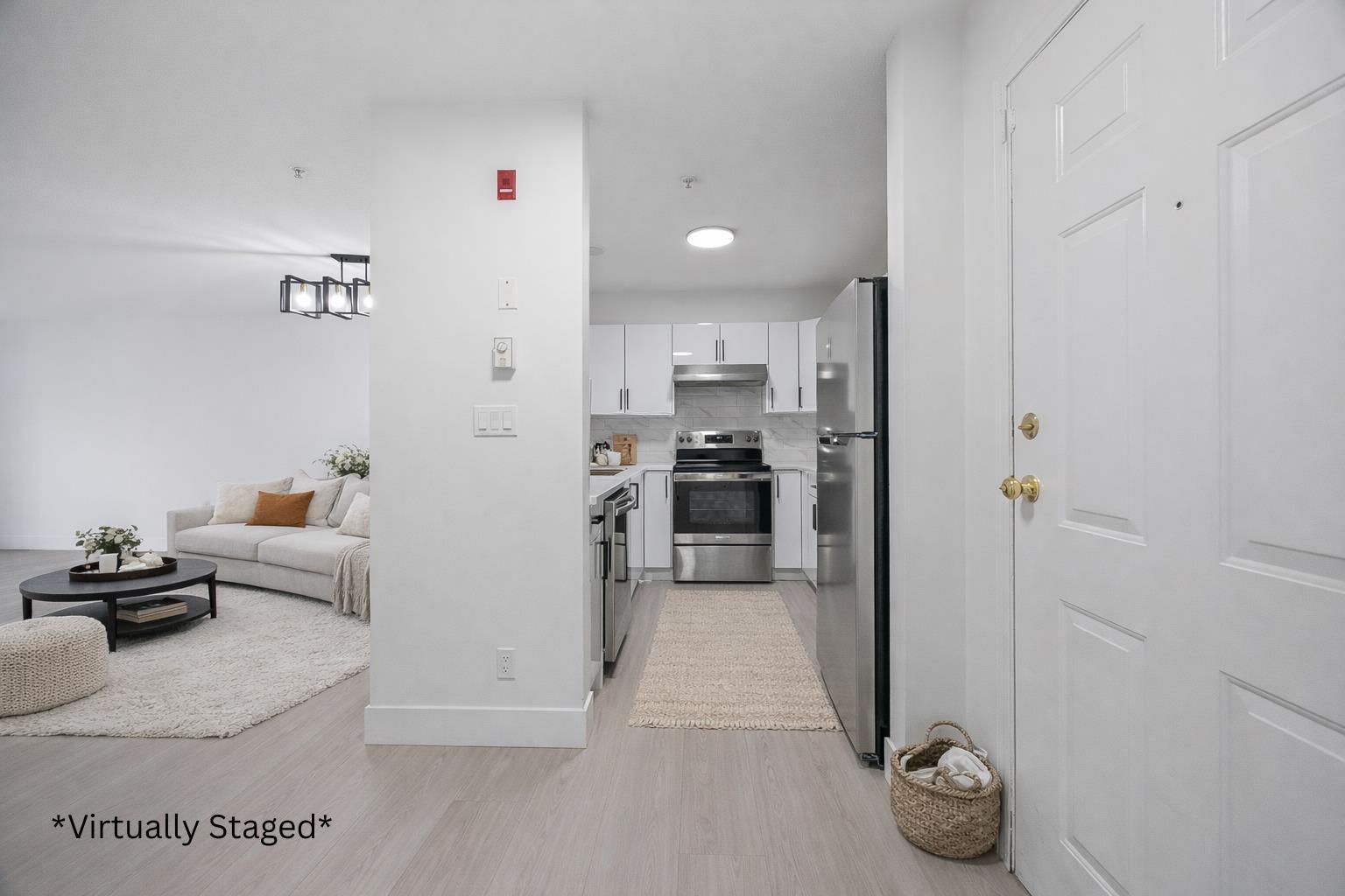 218 15268 105 AVENUE, Surrey