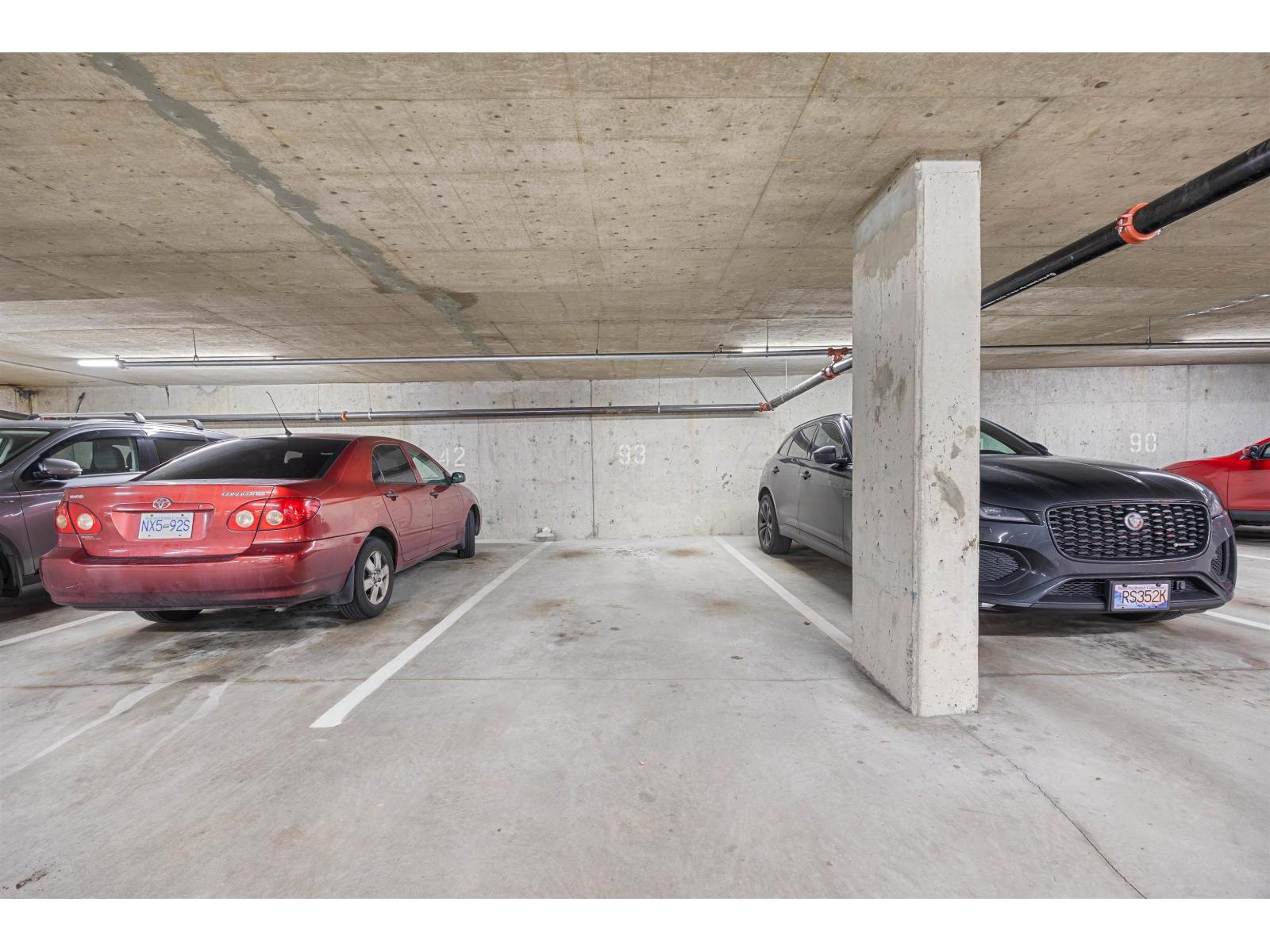 218 15268 105 AVENUE, Surrey