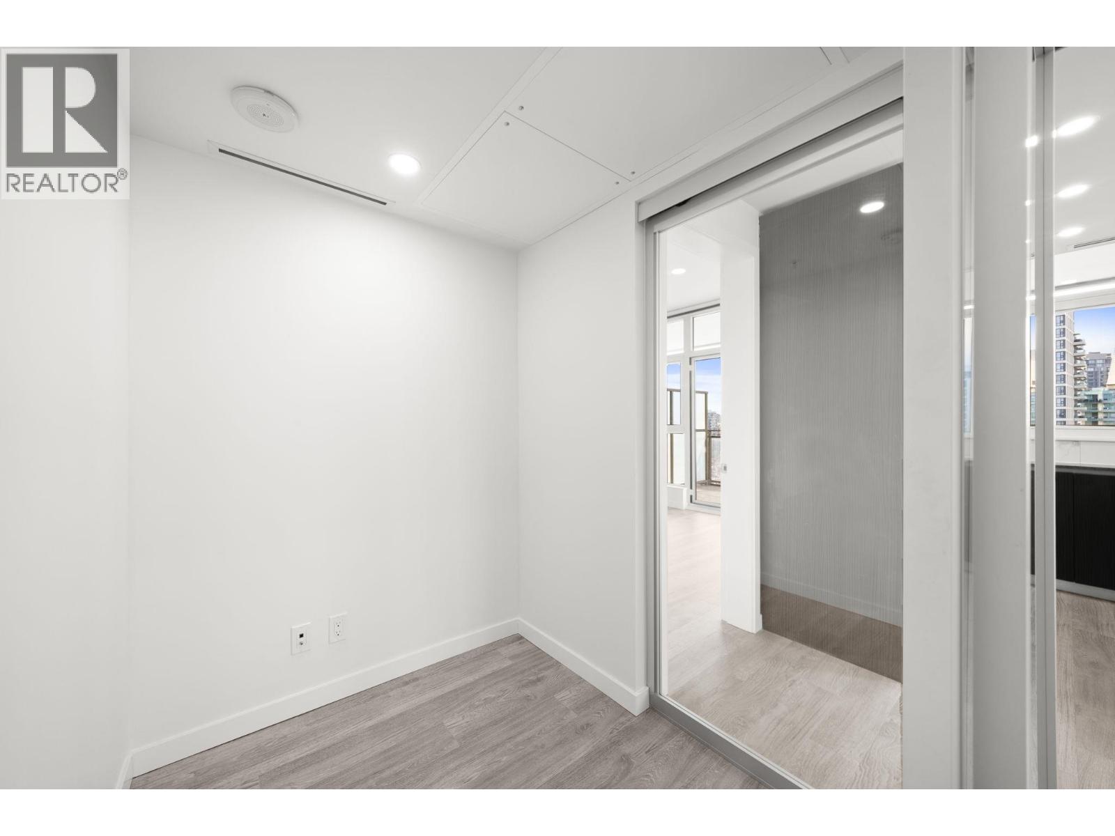 1901 5311 GORING STREET, Burnaby